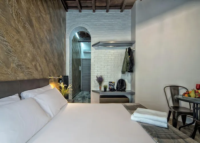 Starhome Navona 4*