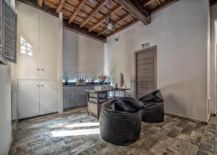 Starhome Navona Rome